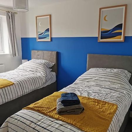 Modern Roomy 3 Bedroom Home Pershore Dış mekan fotoğraf